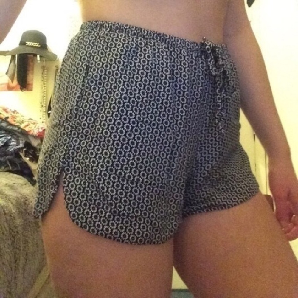 Brandy Melville black and white flower shorts